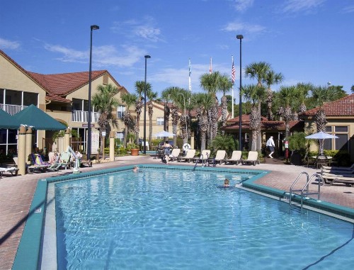 Fully-furnished Villa and Modern Comforts in Orlando - One Bedroom #1 Florida