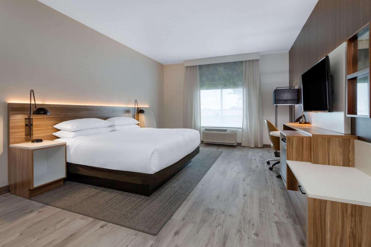 Wyndham Garden Orlando Airport - image 4