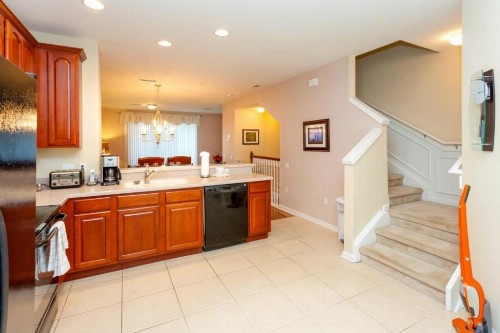 GORGEOUS Vista Cay Town Home -CDC COMPLIANT townhouse - image 11