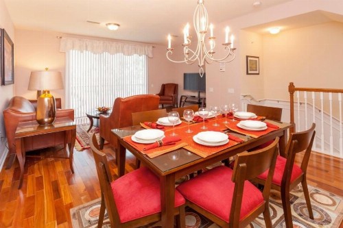 GORGEOUS Vista Cay Town Home -CDC COMPLIANT townhouse - image 5
