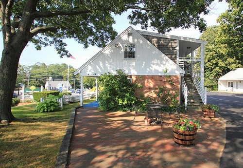 Skaket Beach Motel - image 11