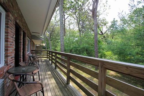 Skaket Beach Motel - image 12