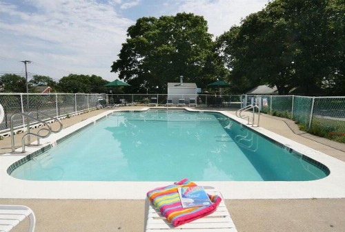 Skaket Beach Motel - image 16