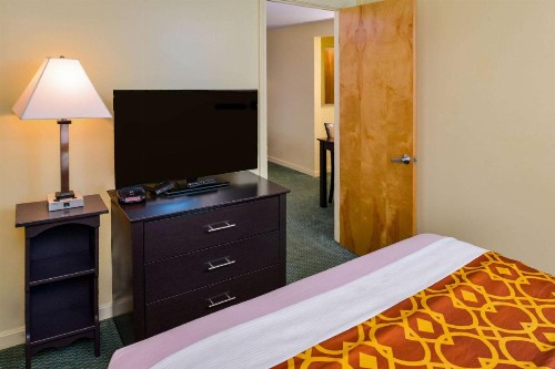 Rodeway Inn Orleans - Cape Cod - image 26