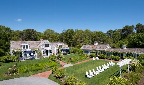 A Little Inn on Pleasant Bay - image 1