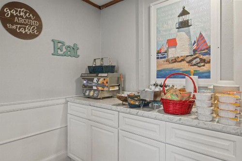 Olde Tavern Motel and Inn - Cape Cod - image 25