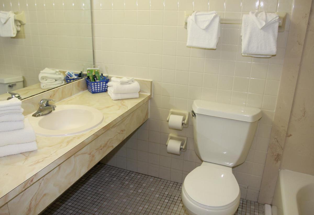 Makai Beach Lodge - image 2
