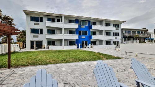 Driftwood Beach Motel - image 31