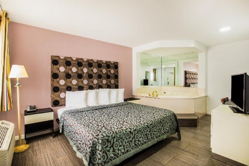 Days Inn by Wyndham Ormond Beach Mainsail Oceanfront - image 21