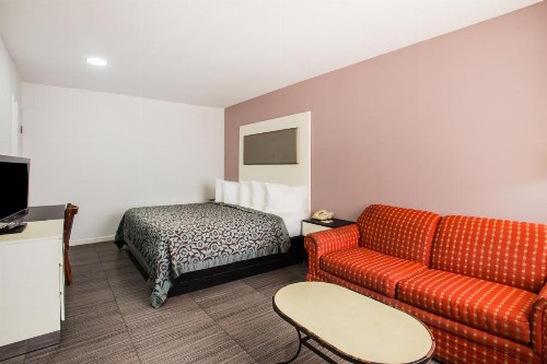 Days Inn by Wyndham Ormond Beach Mainsail Oceanfront - image 30
