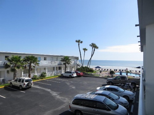 Days Inn by Wyndham Ormond Beach Mainsail Oceanfront - image 41