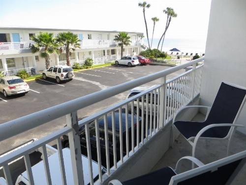 Days Inn by Wyndham Ormond Beach Mainsail Oceanfront - image 5