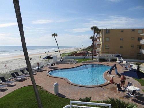 Days Inn by Wyndham Ormond Beach Mainsail Oceanfront - image 6