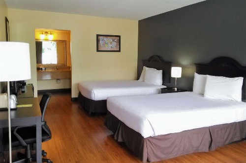 Econo Lodge Ormond Beach - image 1
