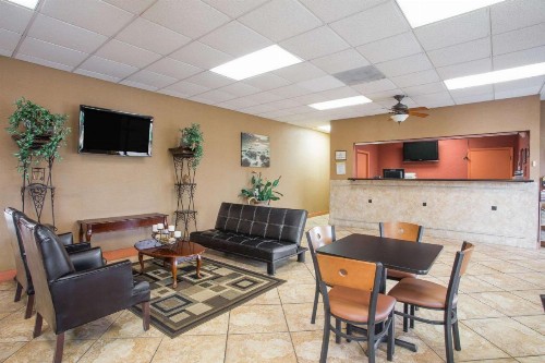 Days Inn by Wyndham Ormond Beach - image 10
