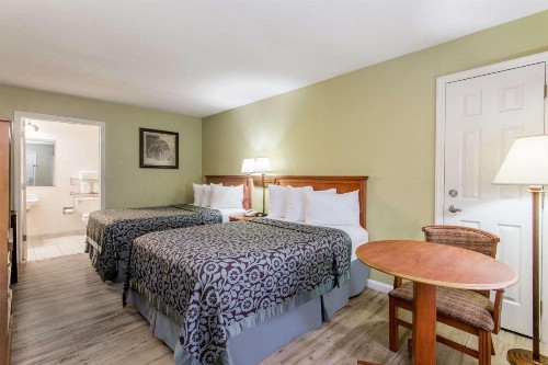 Days Inn by Wyndham Ormond Beach - image 18