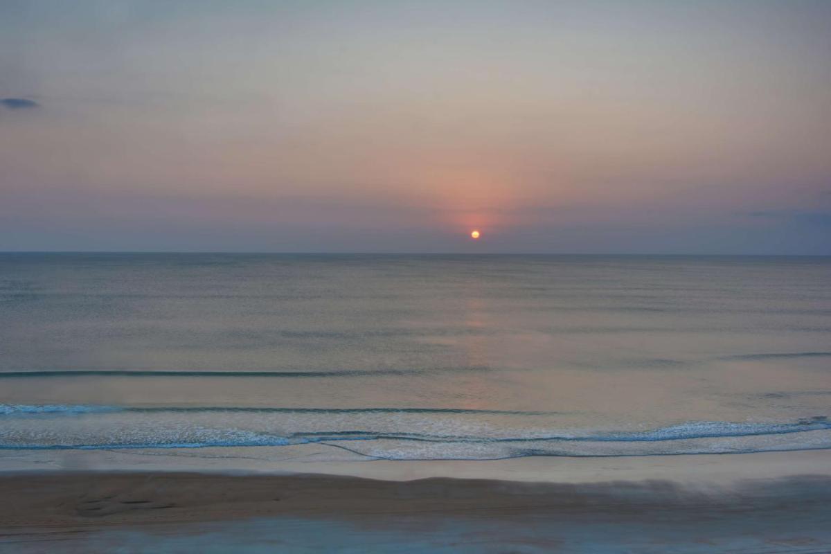 Home2 Suites Ormond Beach Oceanfront FL - image 6