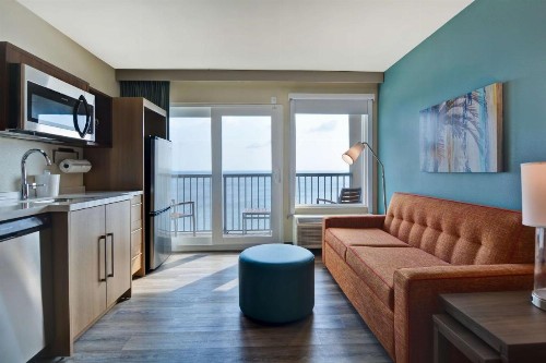 Home2 Suites Ormond Beach Oceanfront FL - image 7