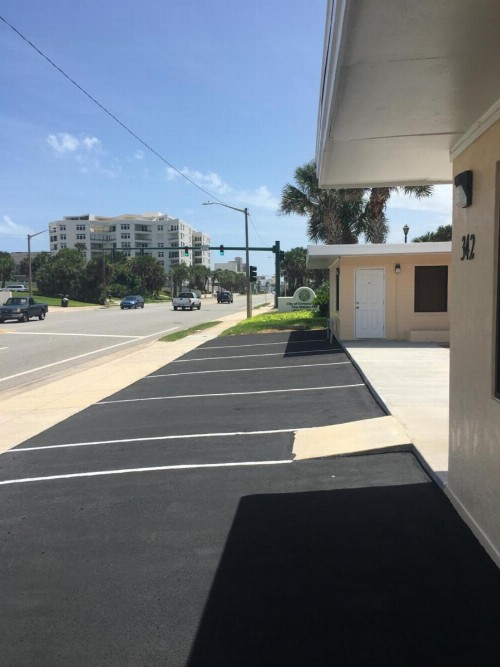A1A Travel Inn - image 4