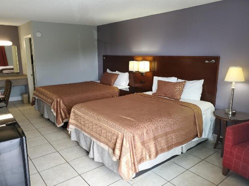 Econo Inn - Ormond Beach - image 1