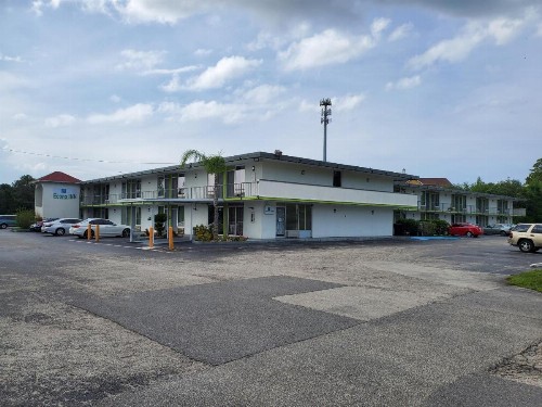 Econo Inn - Ormond Beach - image 16