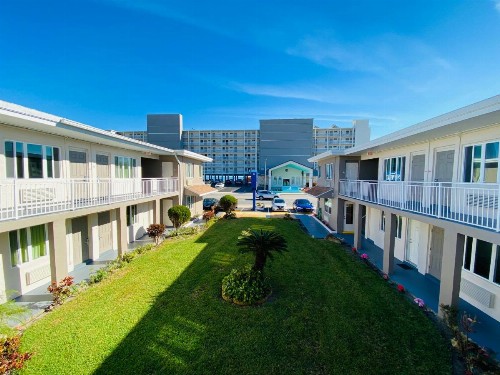 A 1 A Super Inn - image 16