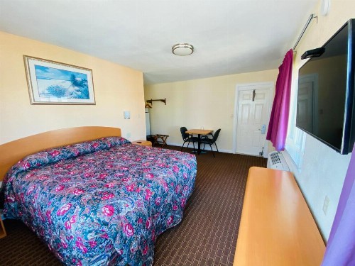 A 1 A Super Inn - image 19
