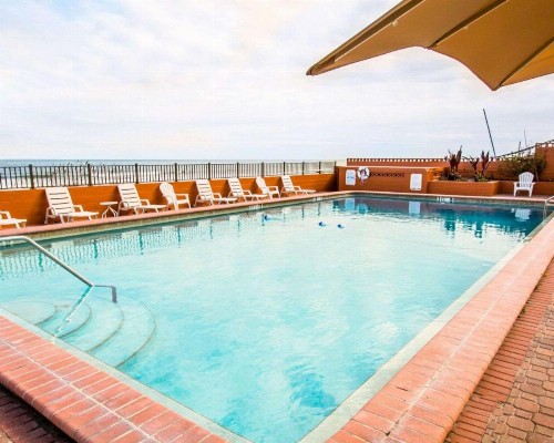 Quality Inn Oceanfront - image 15