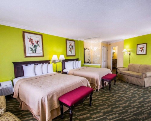 Quality Inn Oceanfront - image 37