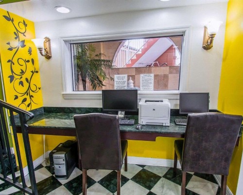 Quality Inn Oceanfront - image 38