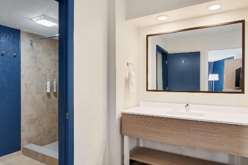Best Western Castillo Del Sol - image 33