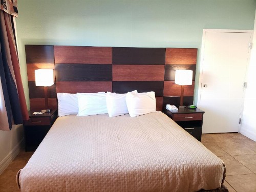 Oceanfront Inn and Suites - Ormond - image 8
