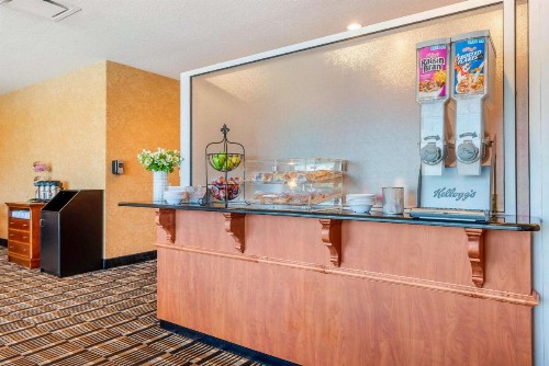 Clarion Inn Ormond Beach at Destination Daytona - image 11