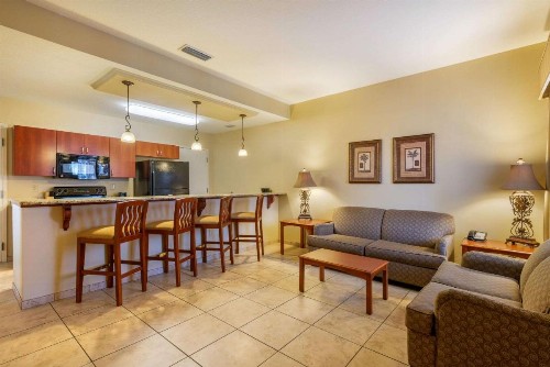 Clarion Inn Ormond Beach at Destination Daytona - image 41