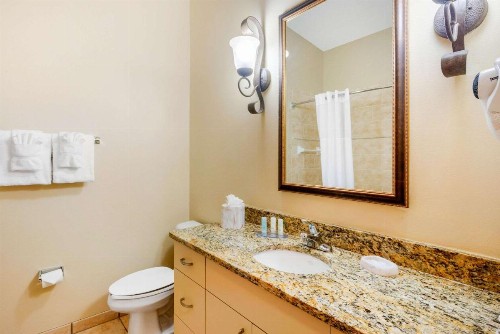 Clarion Inn Ormond Beach at Destination Daytona - image 8
