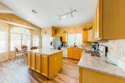 Oro Valley #2012 - image 11
