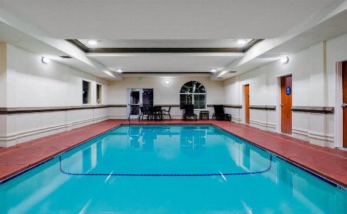 Holiday Inn Express Hotel & Suites Oroville Southwest