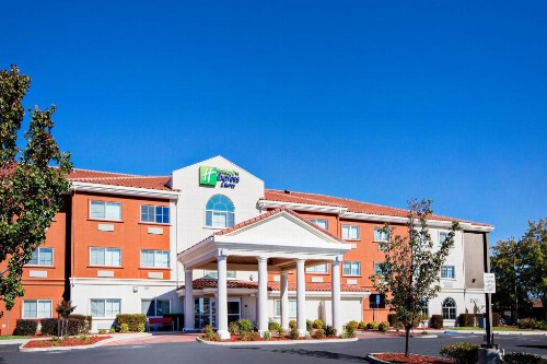 Holiday Inn Express Hotel & Suites Oroville Southwest - image 13