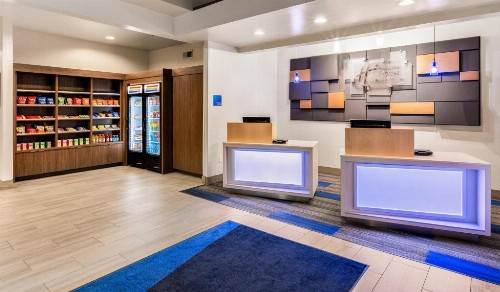 Holiday Inn Express Hotel & Suites Oroville Southwest - image 5