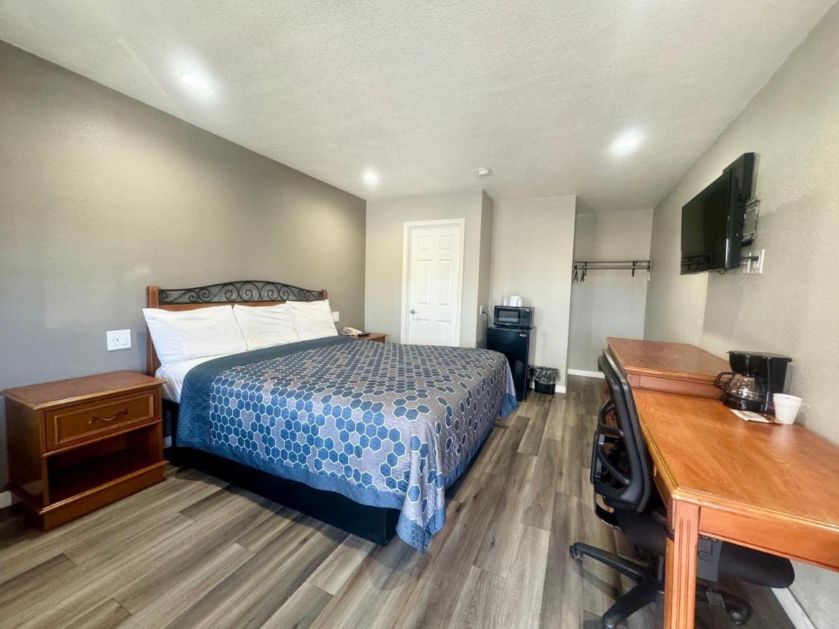 Villa Court Inn Oroville - main image