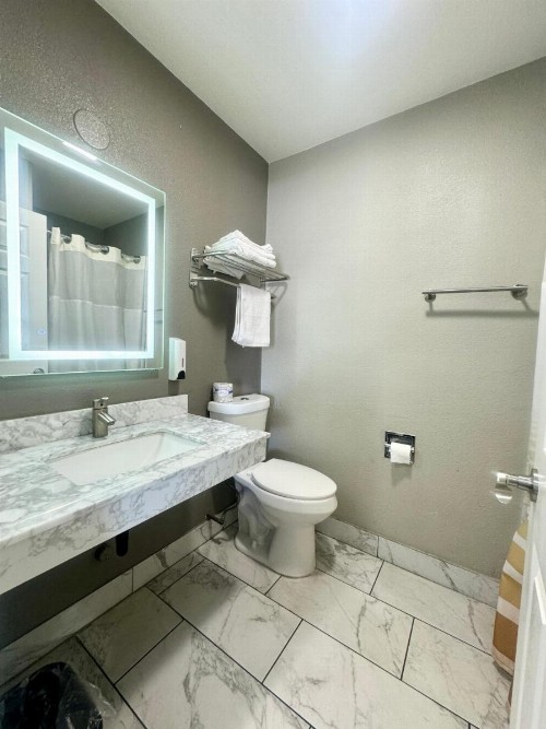 Villa Court Inn Oroville - image 13