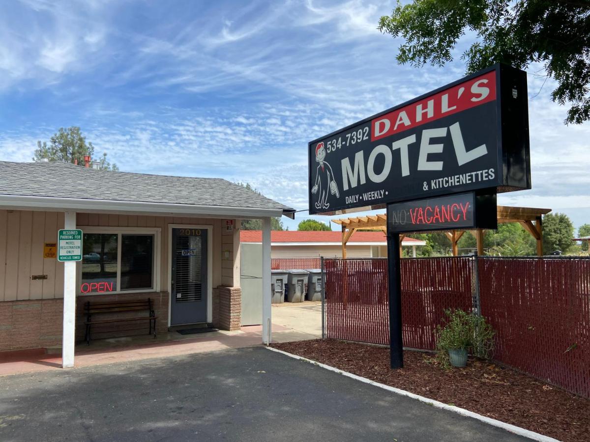 Dahl's Motel - main image