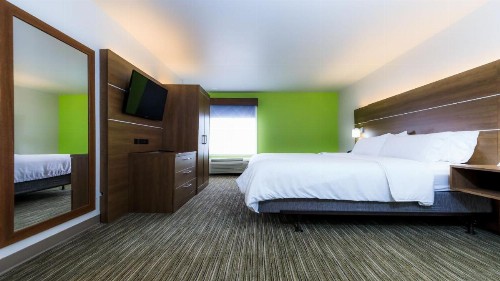 Holiday Inn Express Osage Beach - Lake of the Ozarks an IHG Hotel - image 17