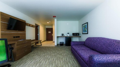 Holiday Inn Express Osage Beach - Lake of the Ozarks an IHG Hotel - image 28