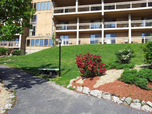 Inn at Grand Glaize - image 22
