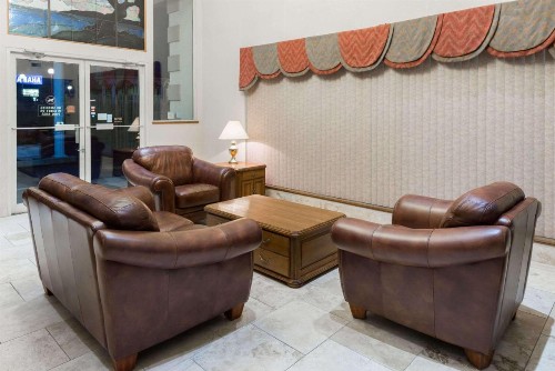 Baymont by Wyndham Osage Beach - image 29