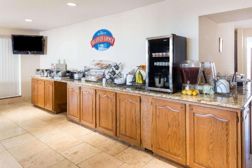 Baymont by Wyndham Osage Beach - image 31
