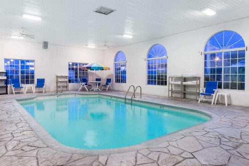 Baymont by Wyndham Osage Beach - image 38