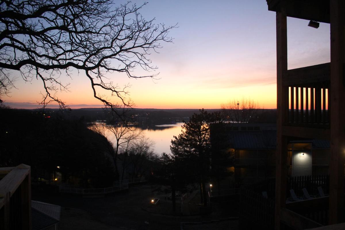 Hawk's Nest Lodge - image 3