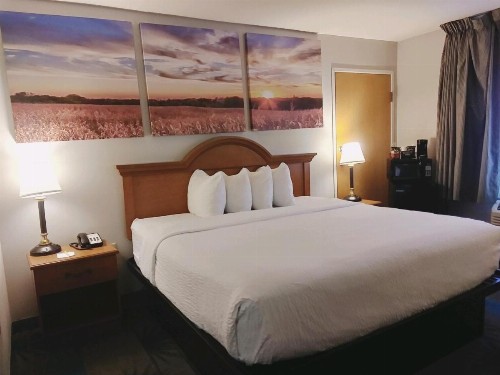 Days Inn by Wyndham Osage Beach Lake of the Ozarks - image 37
